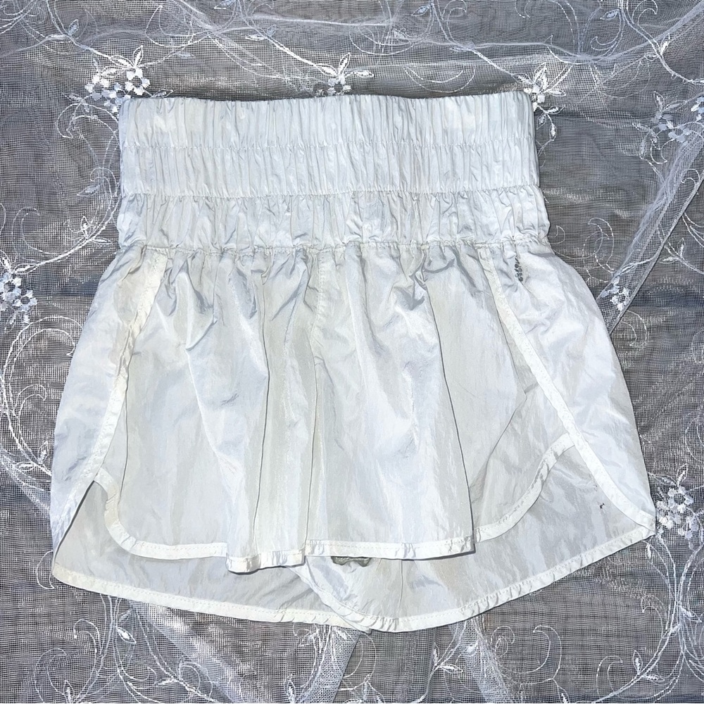 Free People White Shorts High Waisted Size Small